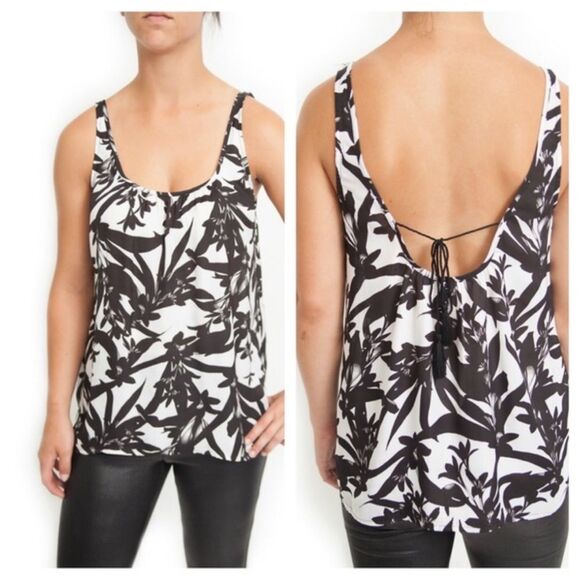 NWT BB DAKOTA TASSEL WHITE/ BLACK SLEEVELESS LIGHTWEIGHT TANK TOP XS RESORTWEAR - Picture 1 of 11